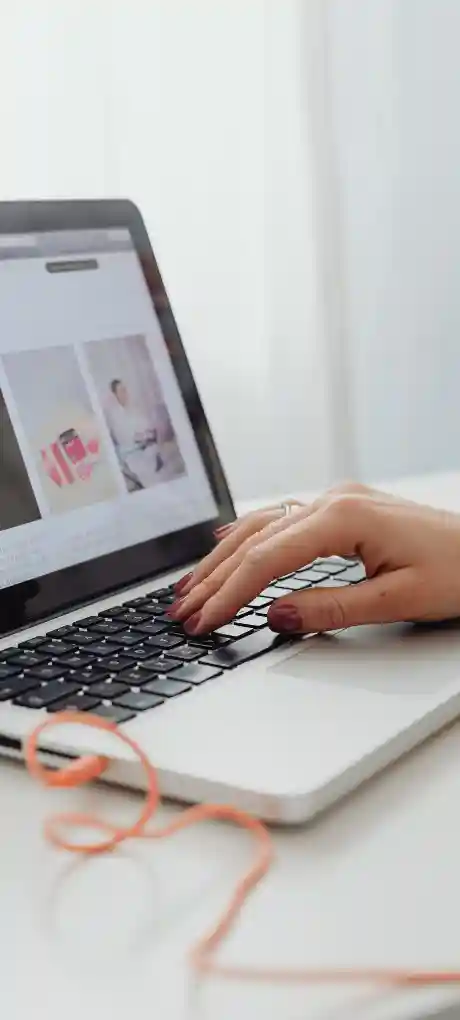 social media content creation west delhi.jpg